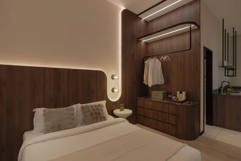 Forescape show suite bedroom